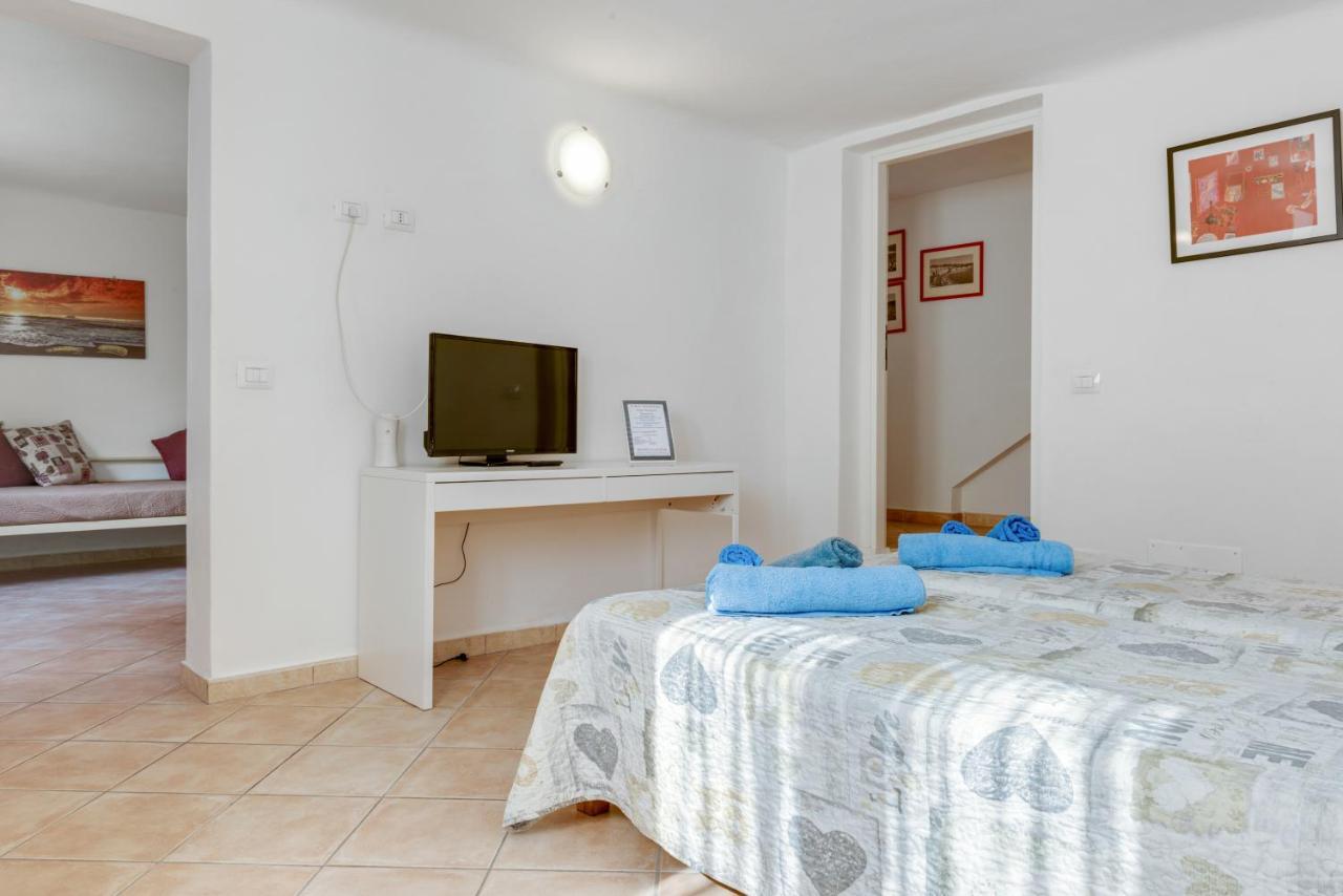 La Spezia Migliarina Bedrooms Exterior photo
